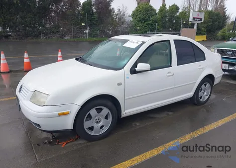 2000 Volkswagen Jetta Gls z USA, uszkodzony, nr VIN 3VWSC29M6YM170306
